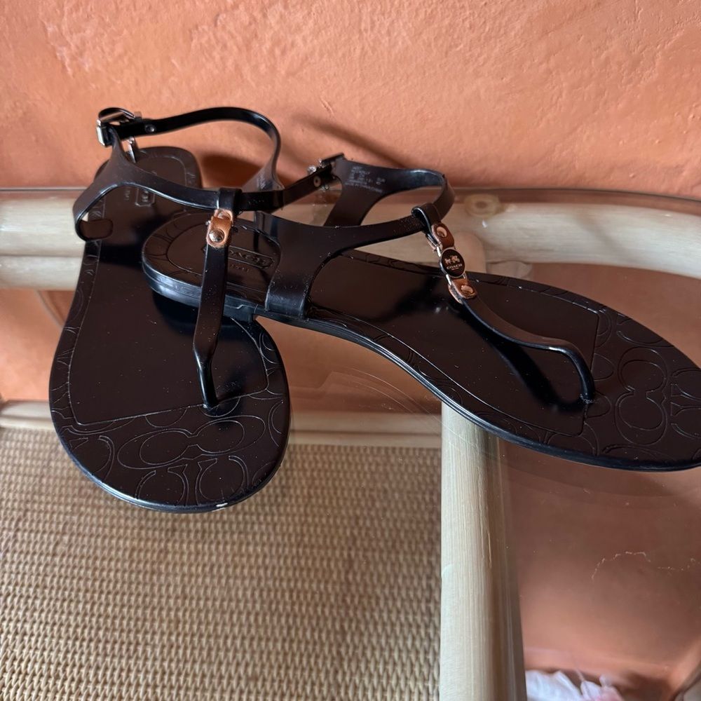 Coach Piccadilly Jelly T Strap Sandals Black Size 10
